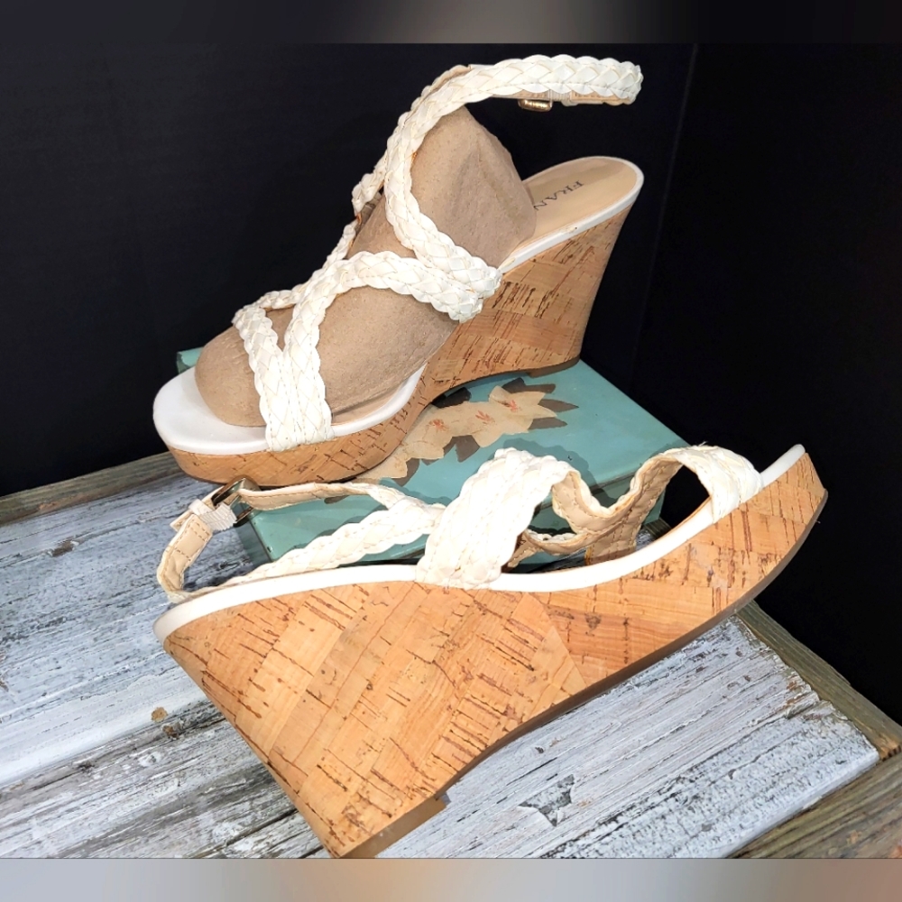 New Franco Sarto Strappy Sandal